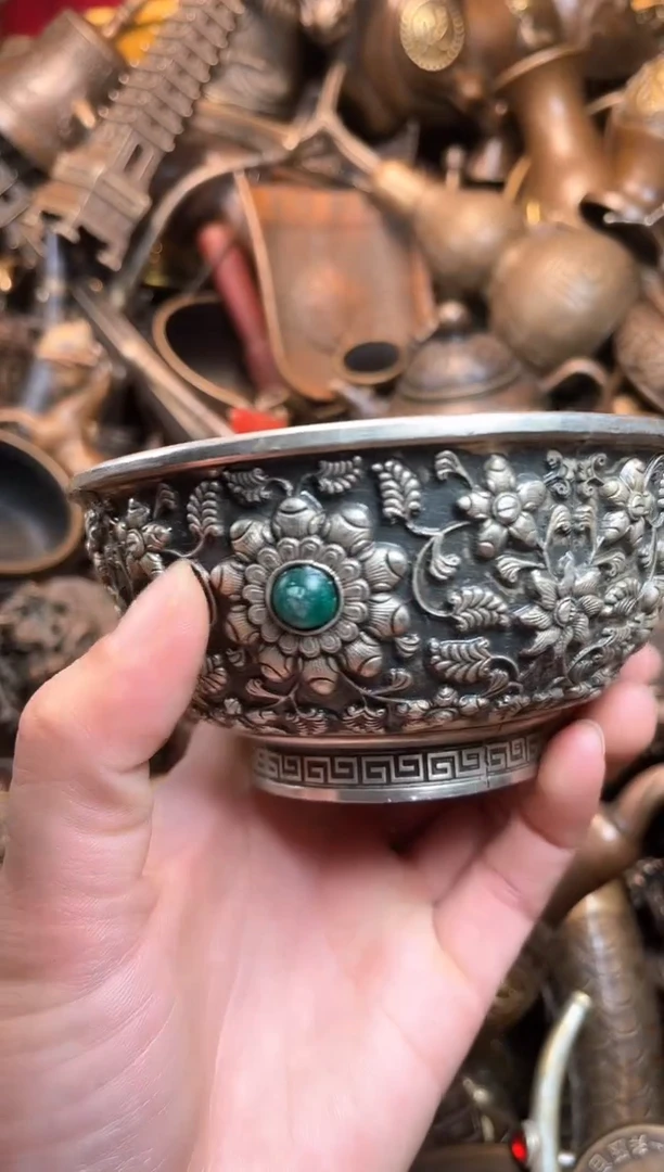 精美铜器点击下单