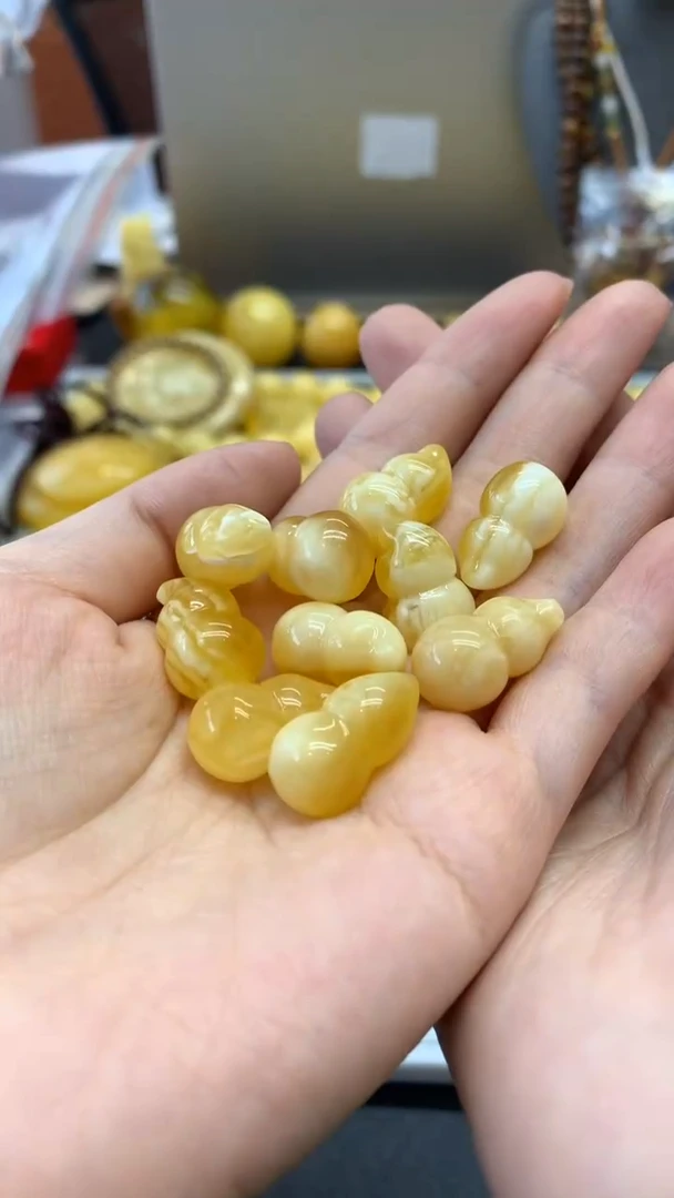 未镶嵌琥珀珠宝奇石747多样性发其一默认微瑕