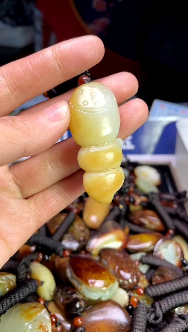 【闪购商品】和田玉颈饰未镶嵌1