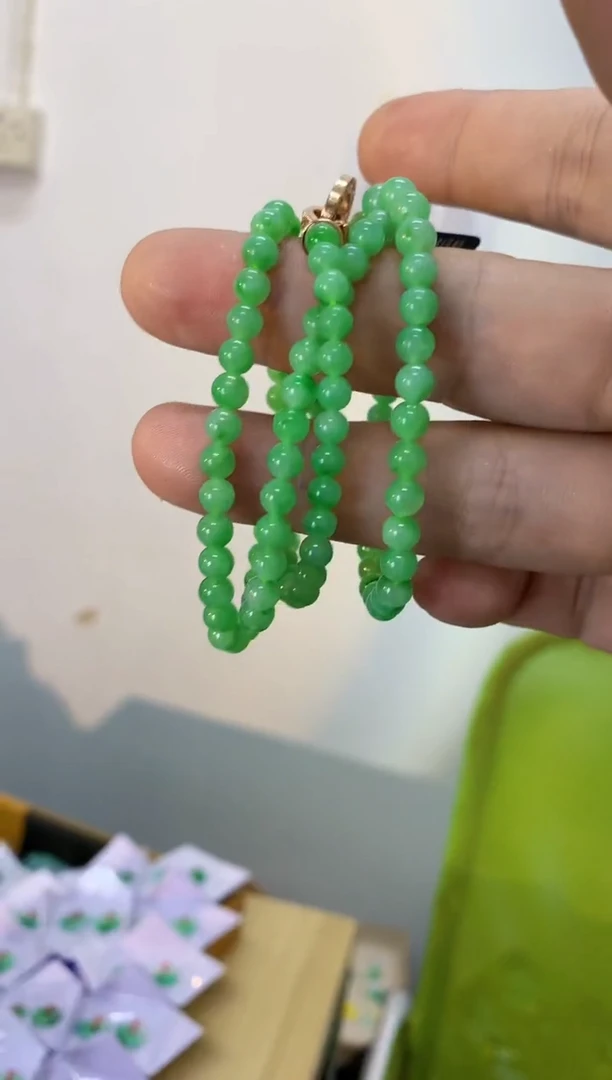 翡翠未镶嵌吊坠(不含链)缅甸翡翠珠链