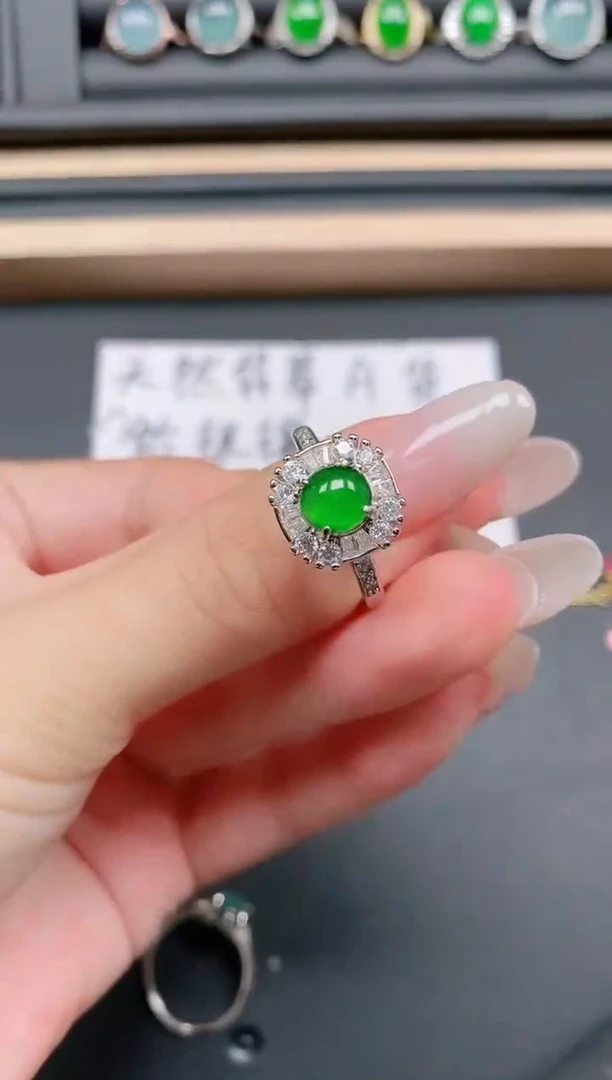 翡翠戒指银S925镶嵌111111