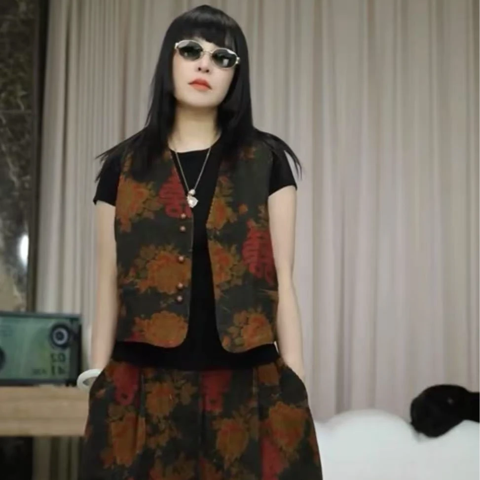 infobyfive罘蠡春季新款气质复古花花马夹马甲NF0502111