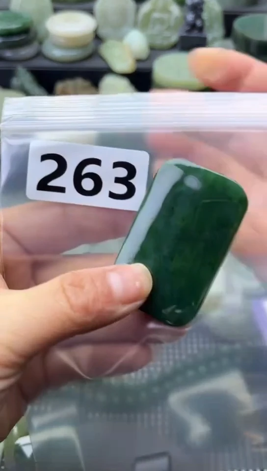 未镶嵌和田玉珠宝半成品牌子