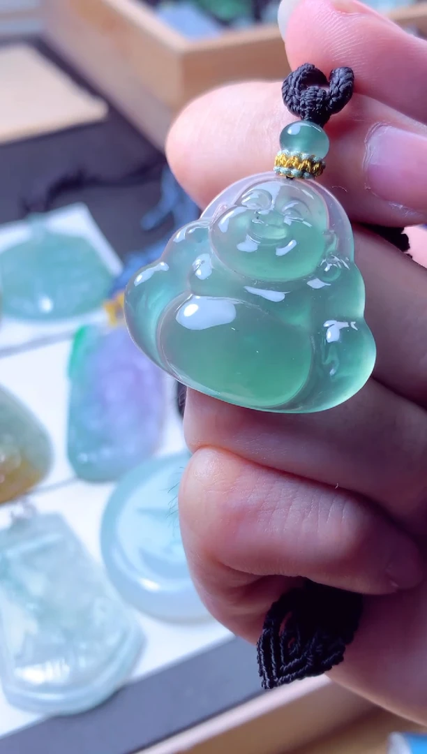 颈饰未镶嵌翡翠天然A货翡翠