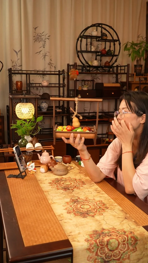 手提葫芦果盒直播专属