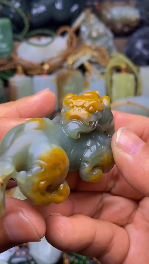 未镶嵌和田玉把件1