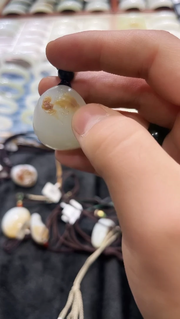 颈饰未镶嵌和田玉小艾多样性发货拍一发一