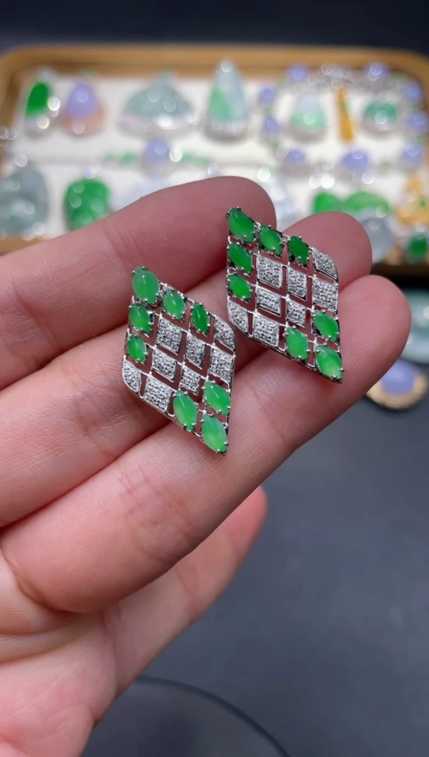 翡翠18K金镶嵌耳饰45.......