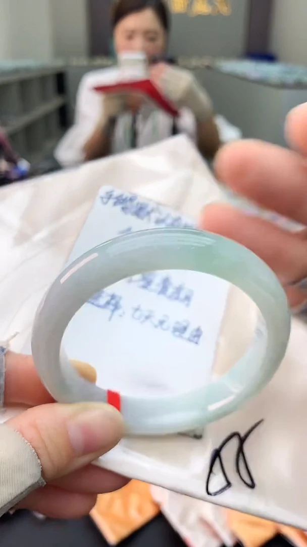 未镶嵌手镯翡翠0483868545