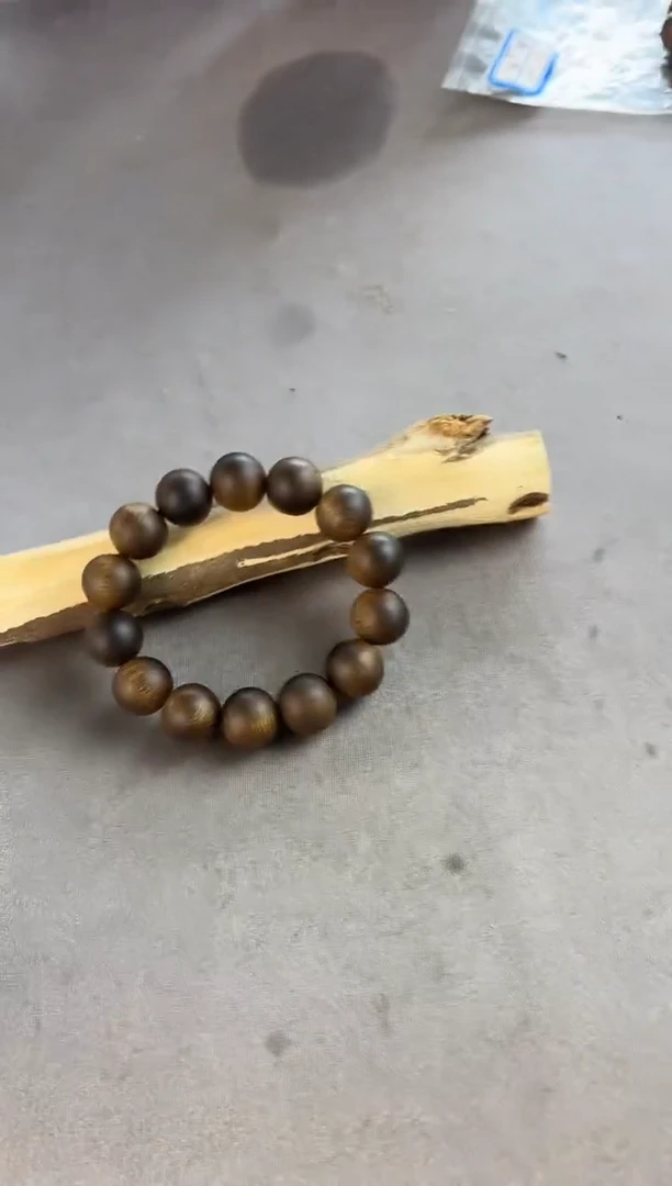 沉香沉香碎屑白棋瘤疤16圆珠单圈沉水多样性发一