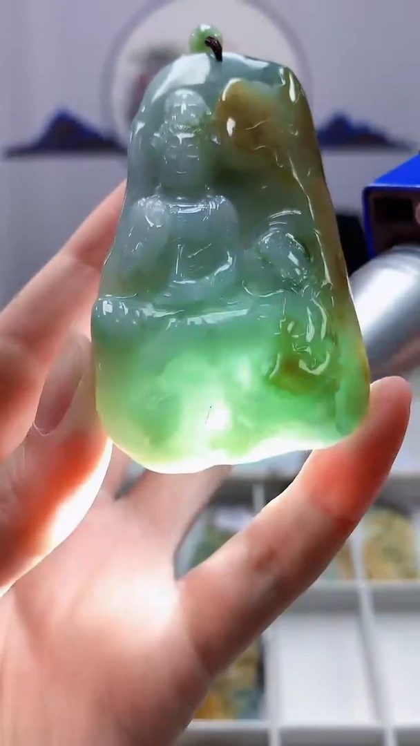 【闪购商品】定制翡翠未镶嵌5060zm-毛货挂件130观音