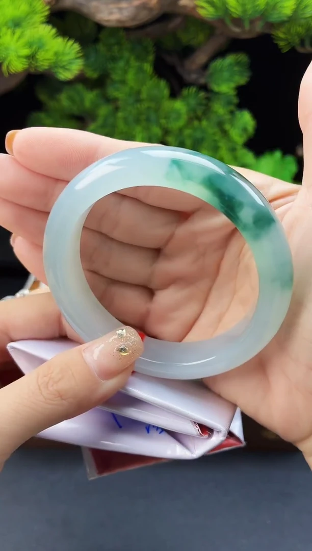 未镶嵌手镯翡翠B14,全款19W，定金2W