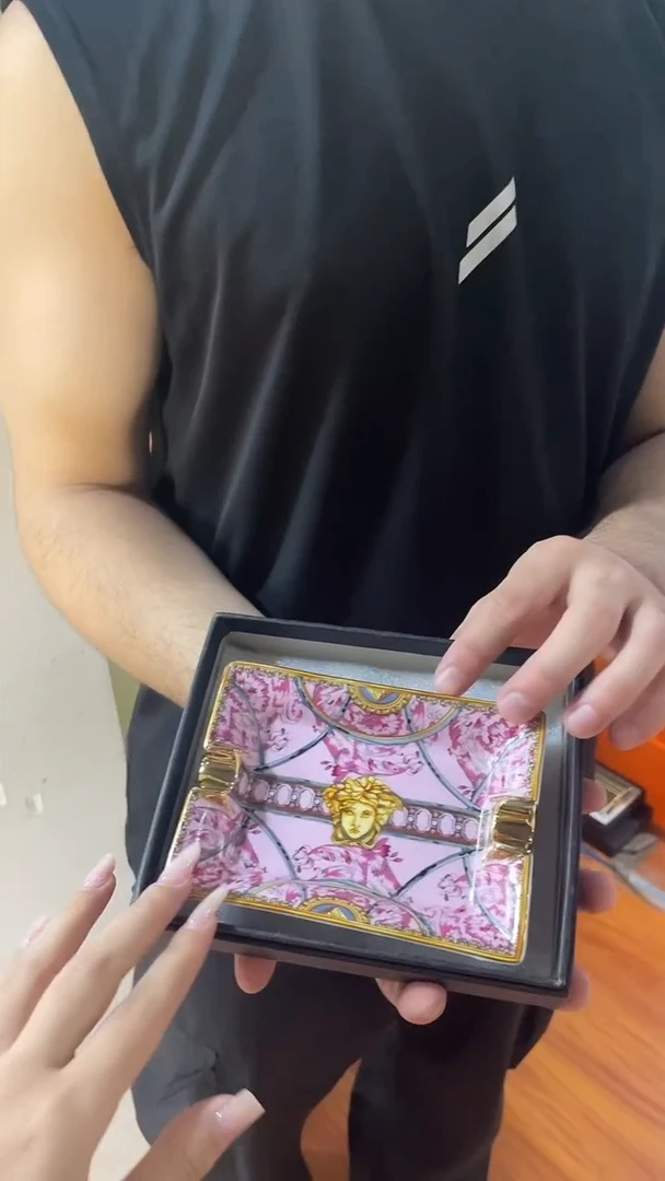 杯鸿辉家品牌瓷器，京东包邮！