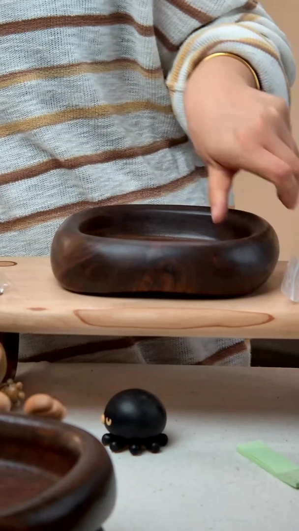 木鸭****o鸭鸭 大黑土微瑕