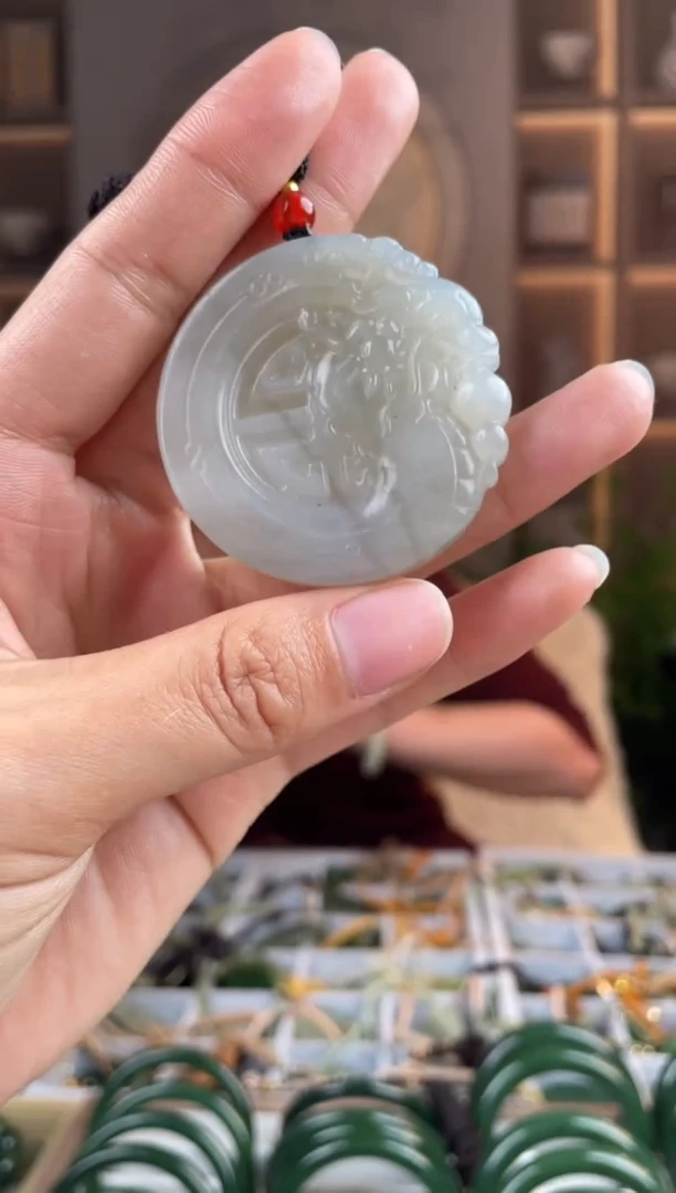 颈饰未镶嵌和田玉拍一发一，拍一发一