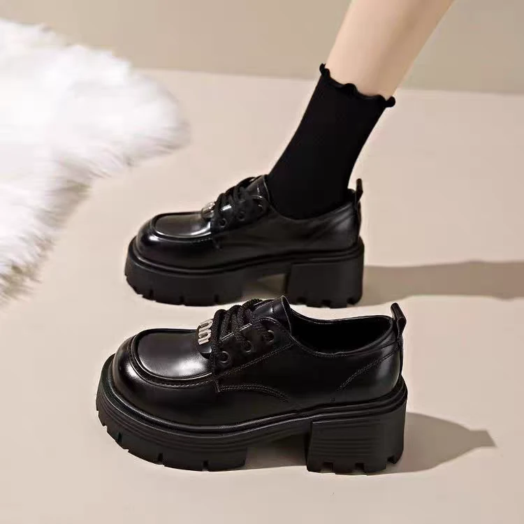 真鞋女2025春秋新款黑色乐福鞋百搭复古增高高跟