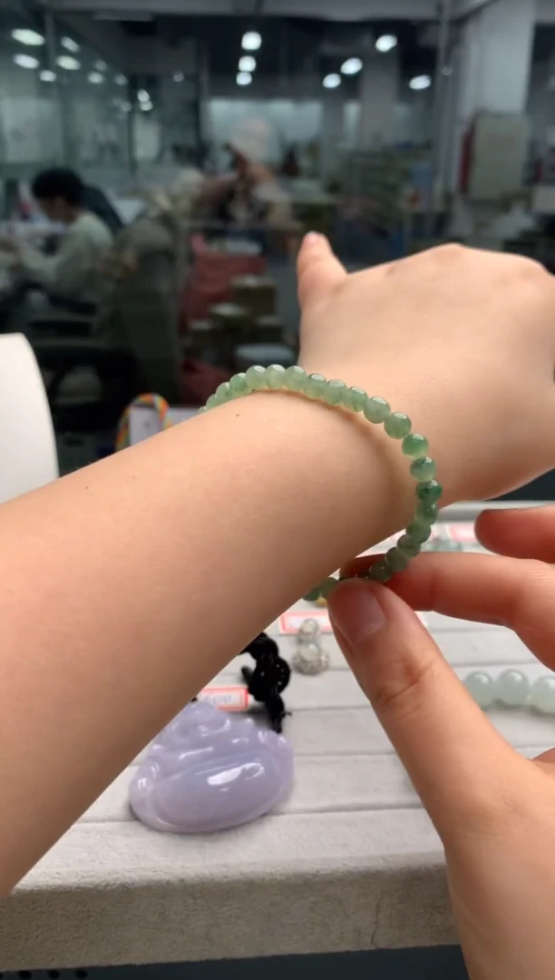 【闪购商品】翡翠颈饰未镶嵌翡翠手串|不退不换