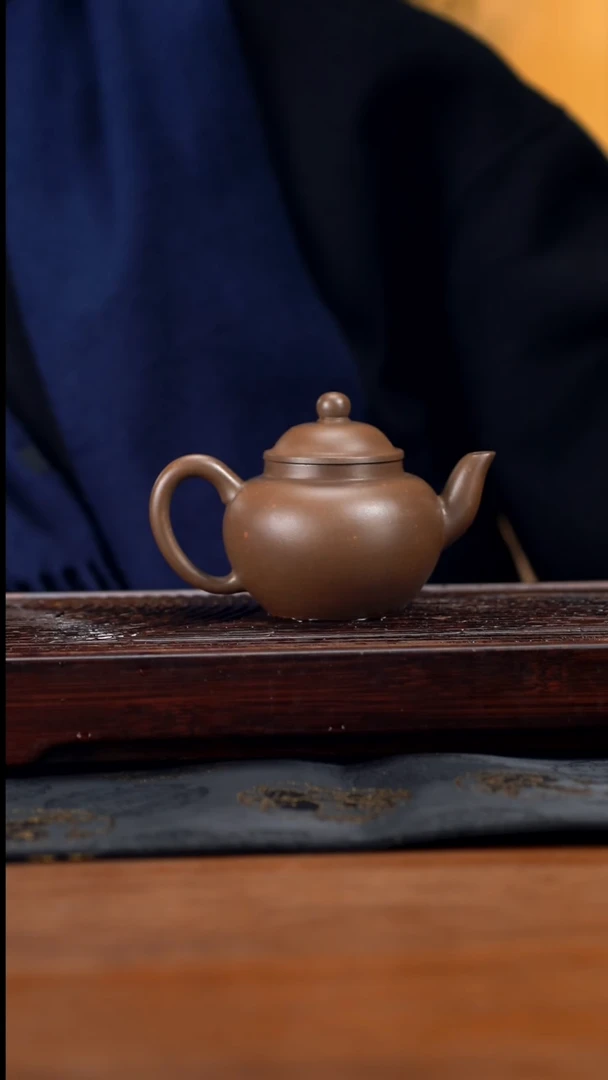 【闪购商品】紫砂茶壶200cc黄龙山原矿底槽清亨裕莲子20