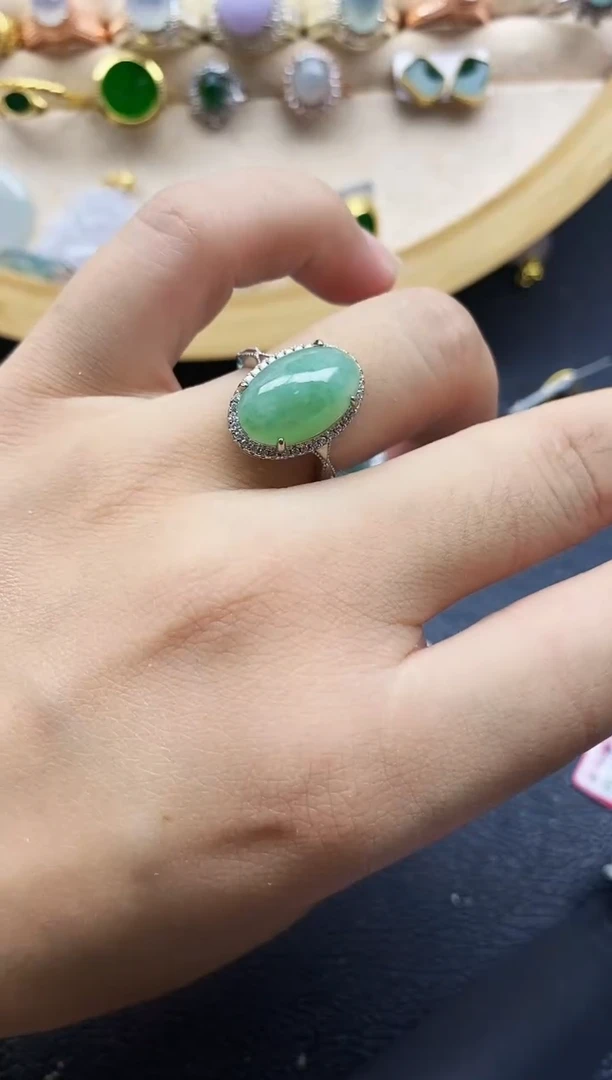 翡翠戒指银S925镶嵌111111