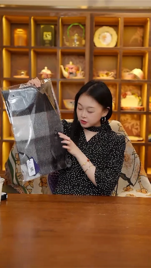 陶68-黑灰小熊围巾【CF6253】