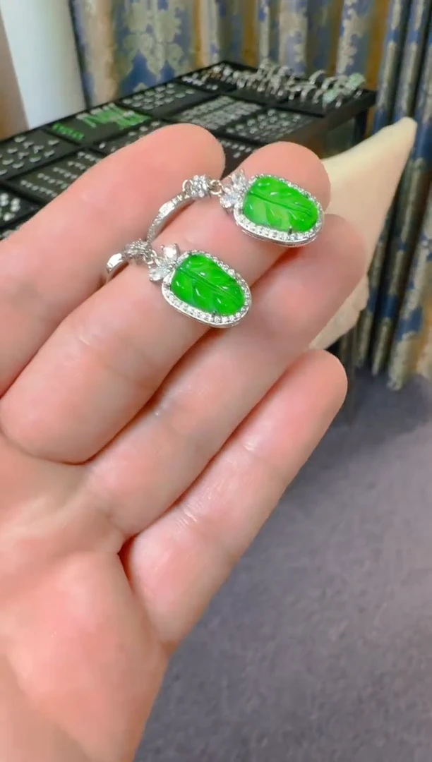 【闪购商品】翡翠耳饰未镶嵌天然A货翡翠