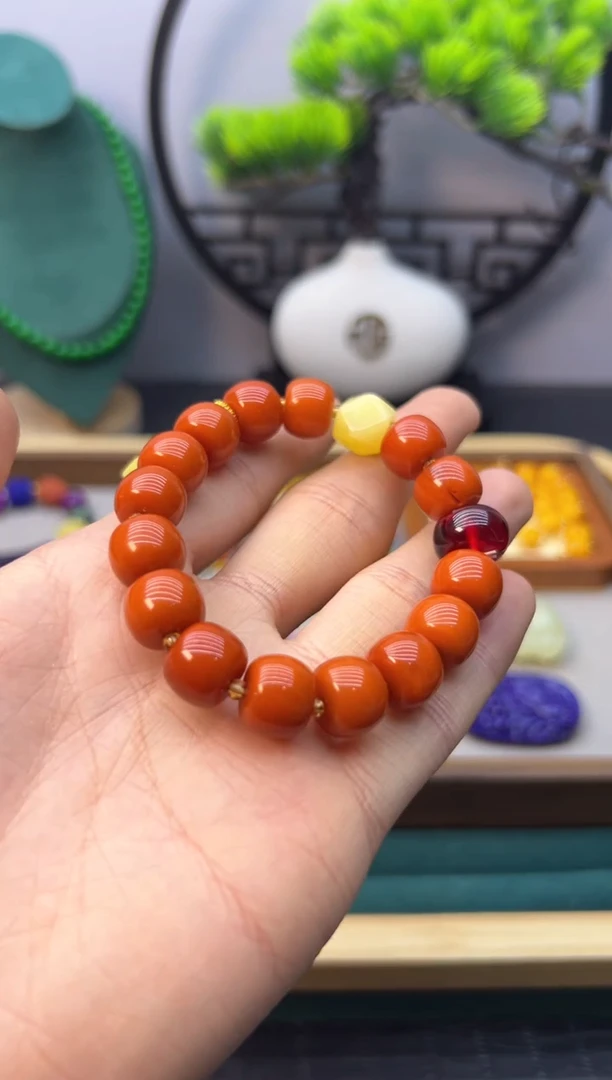 【闪购商品】蜜蜡手链14K金镶嵌S119