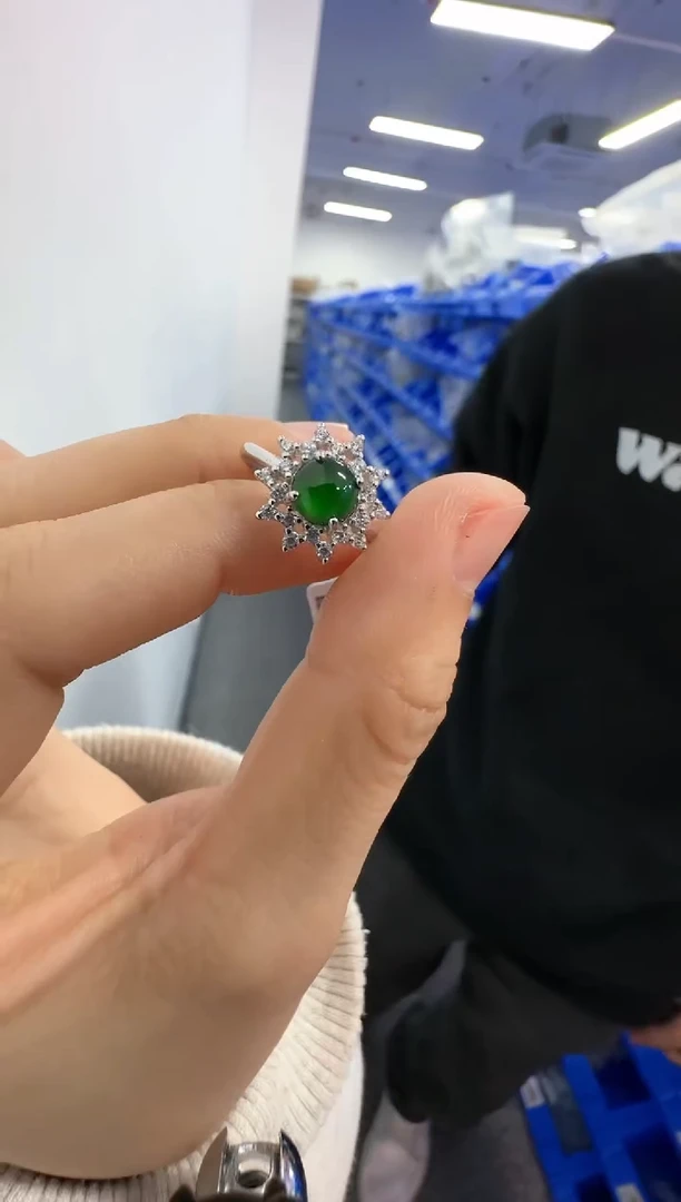 【闪购商品】翡翠戒指银S925镶嵌翡翠戒指