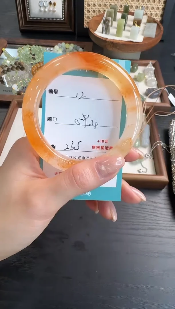 未镶嵌手镯石英质玉12