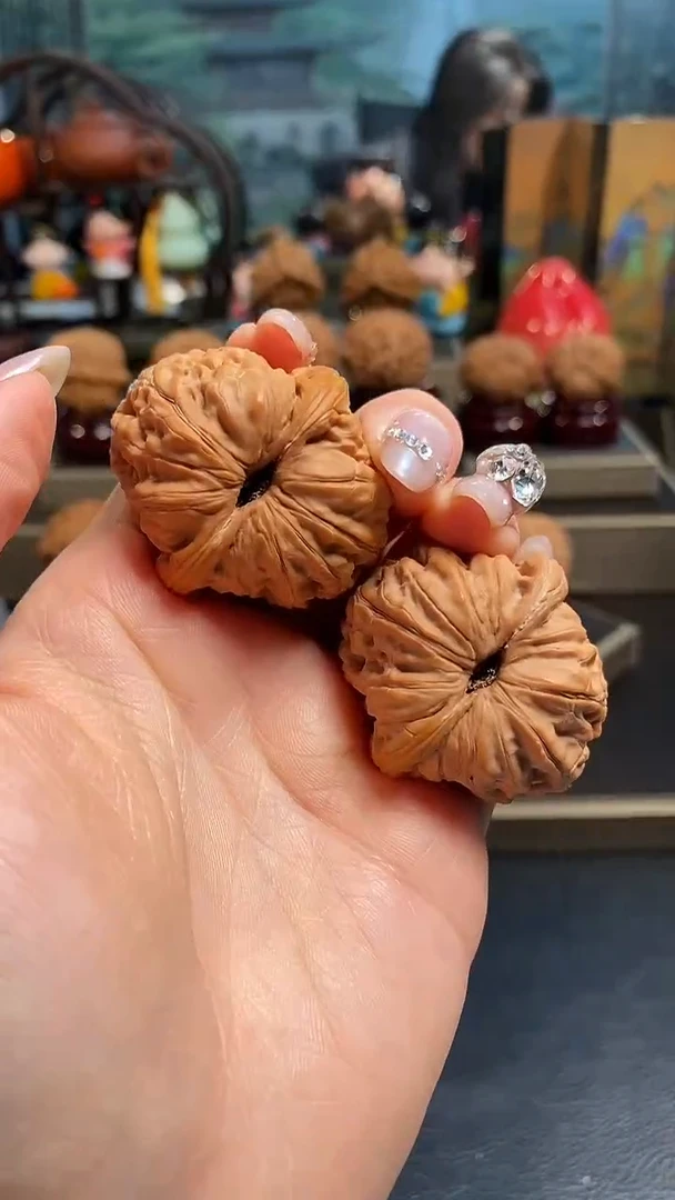 【闪购商品】文玩核桃吊坠K217平谷元宝40