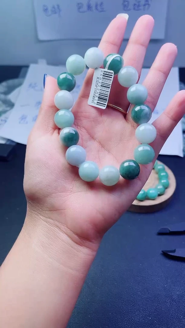 未镶嵌定制翡翠珠串