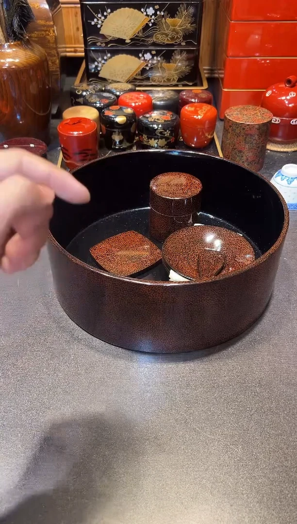 鱼子塗茶仓+五片杯垫+茶叶罐+盖置