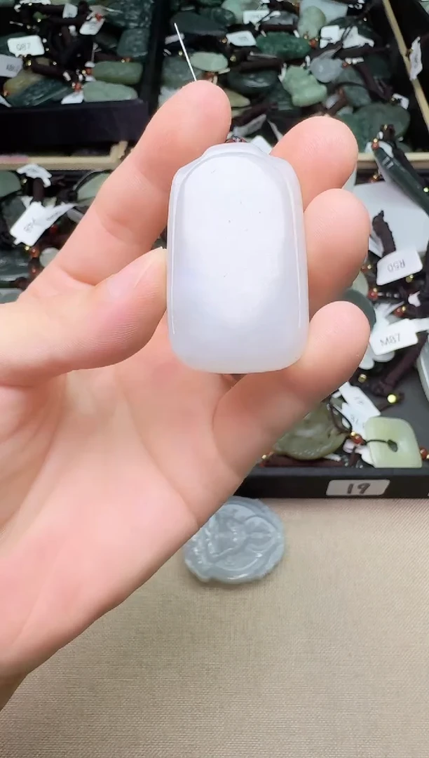 【闪购商品】和田玉挂件未镶嵌1