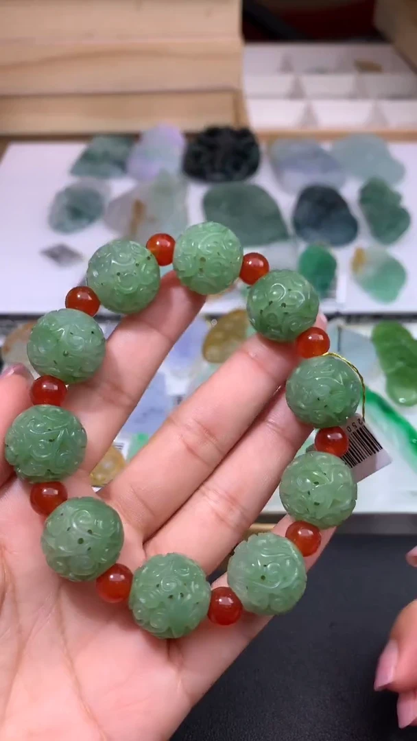 手串未镶嵌和田玉（糖玉）