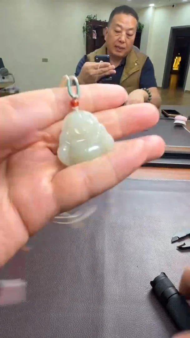 颈饰未镶嵌和田玉挂件