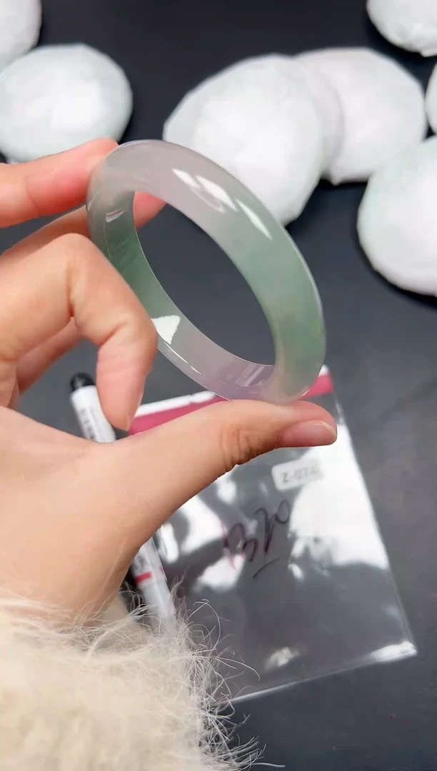 精品手镯，一物一拍Z074