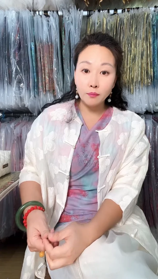 仿天丝h****a外套小码小码小码小码小码