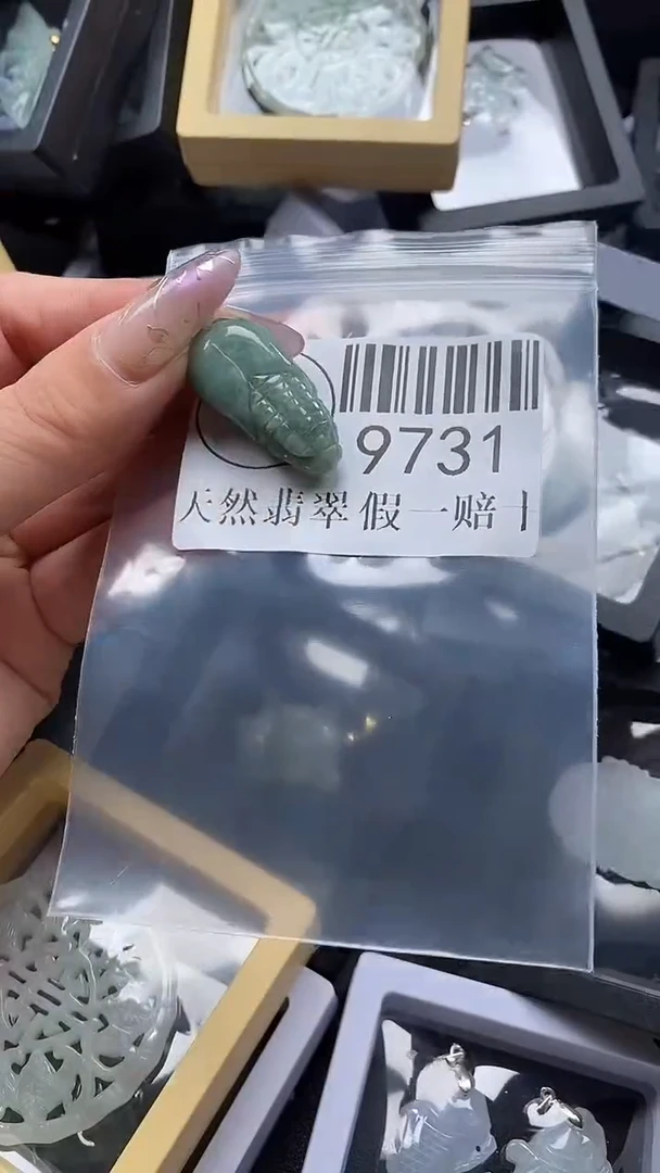 吊坠(不含链)未镶嵌翡翠9731