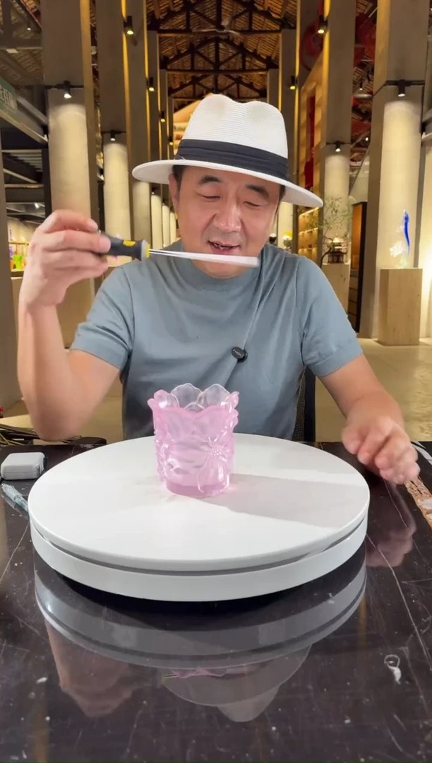 摆件粉水晶笔筒摆件