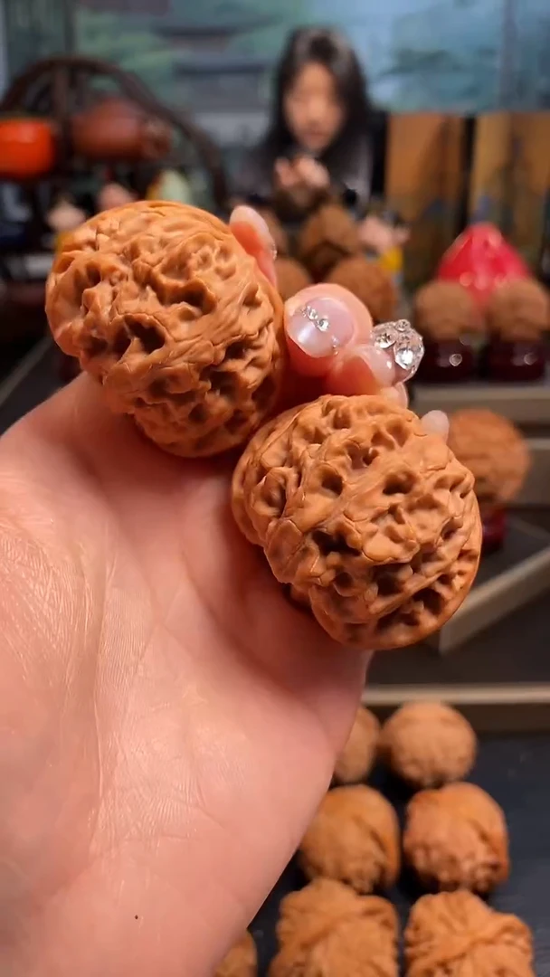 【闪购商品】文玩核桃吊坠K412苹果园43