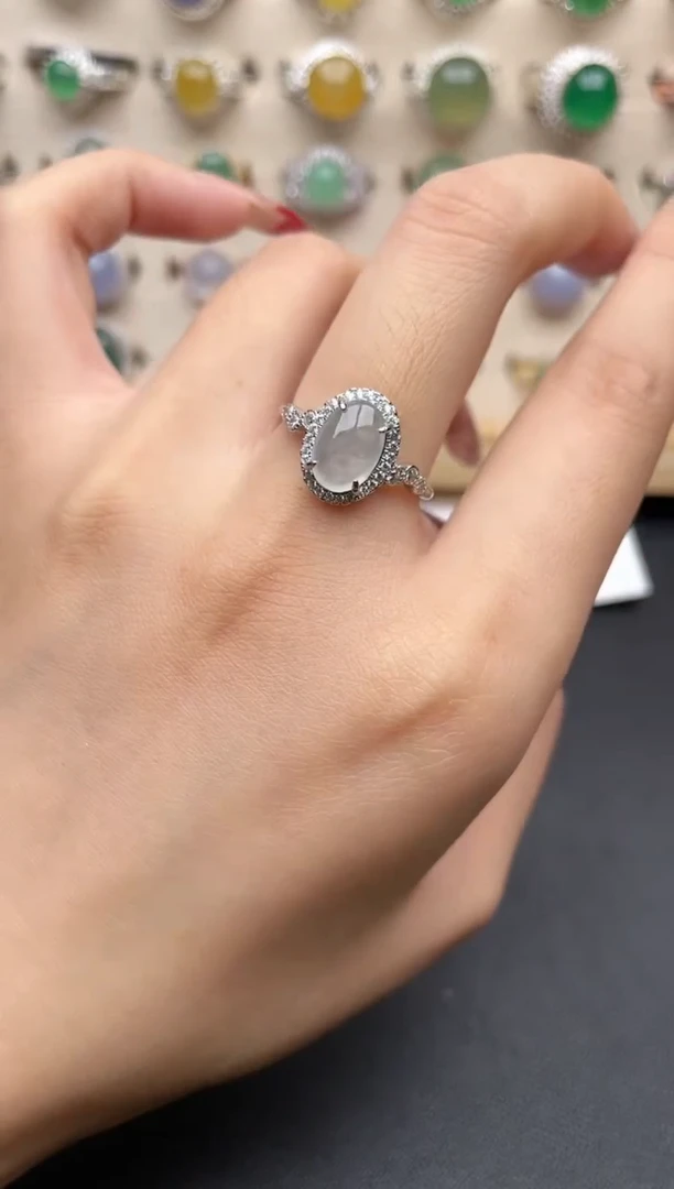 【闪购商品】翡翠戒指银S925镶嵌一物一证一礼盒