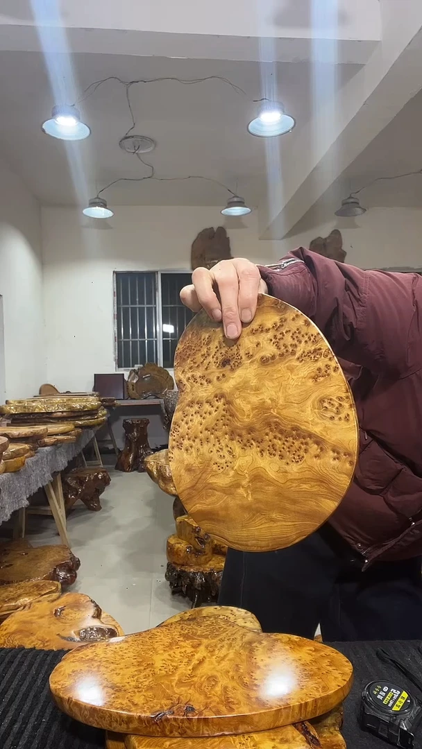 香榧木马****）香杉枯木香杉