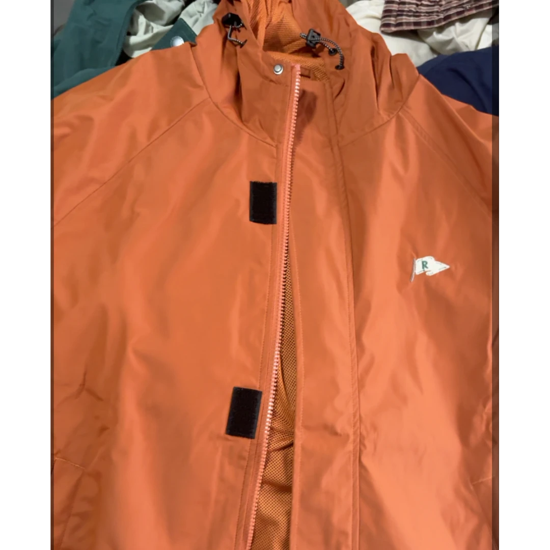 兔zi家 橘色连帽户外冲锋衣夹克外套男女同款