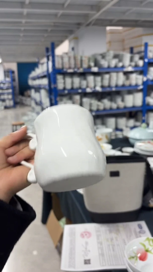 景德镇手绘釉中彩（食品级）茶杯