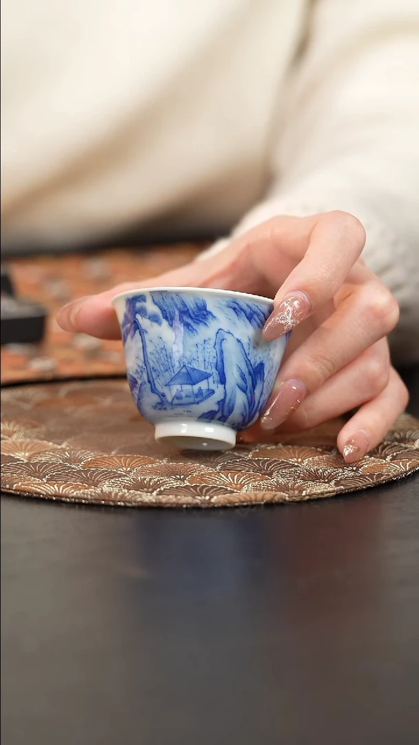 【闪购商品】杯看山柴窑青花山水杯