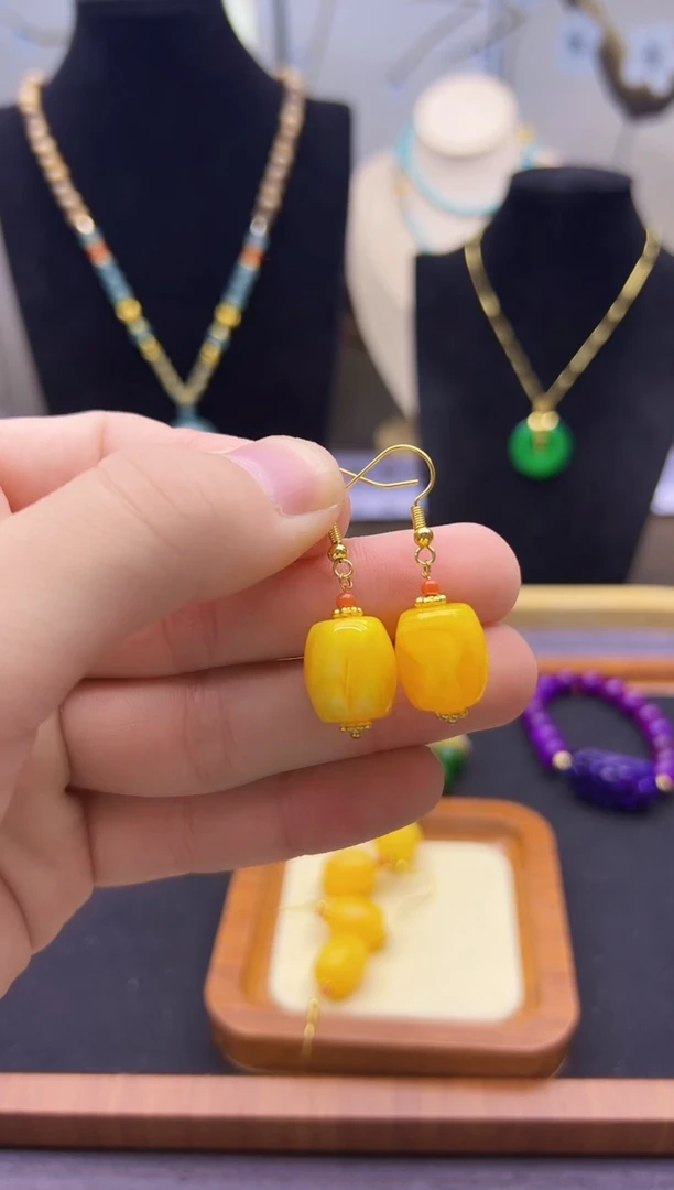 【闪购商品】蜜蜡耳饰14K金镶嵌E401