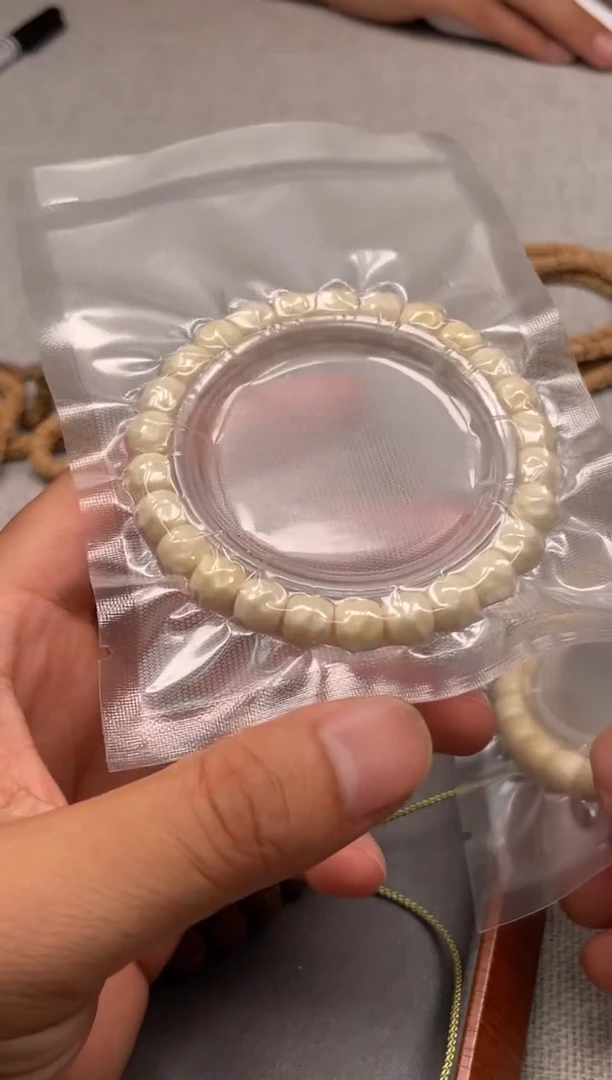 柏香籽/百香籽手串白玉菩提无相