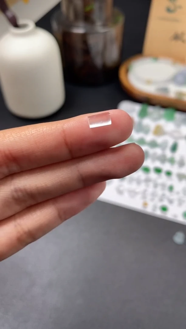翡翠未镶嵌颈饰翡翠冰种马鞍