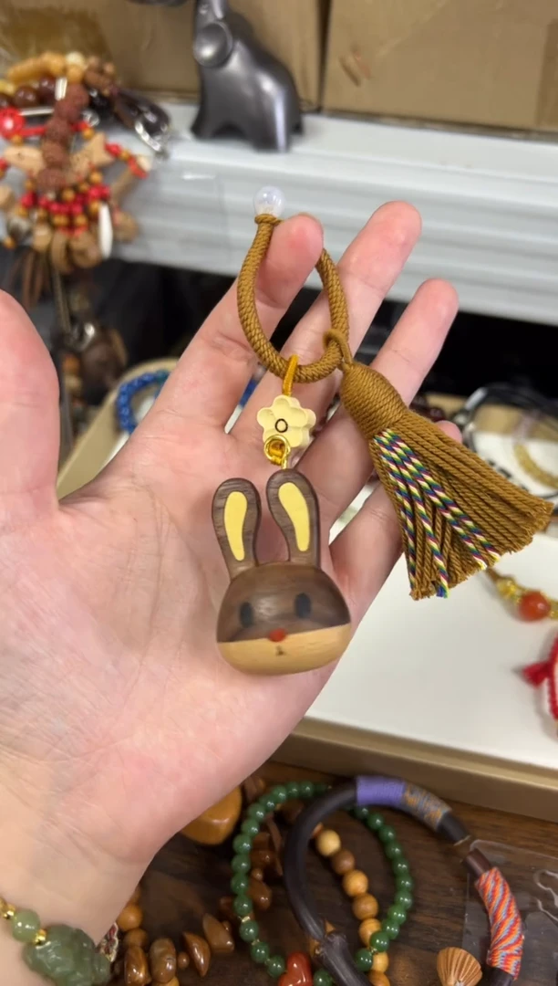 檀香木吊坠檀木玉兔编制款挂件[0476]