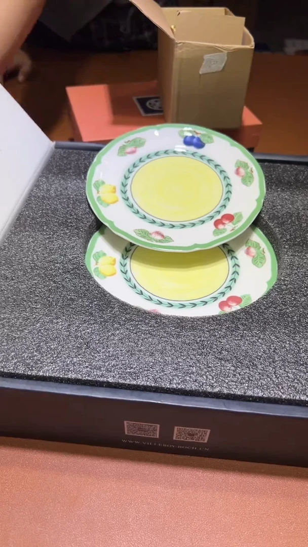 瓷片碗碟好物一件不留@@1