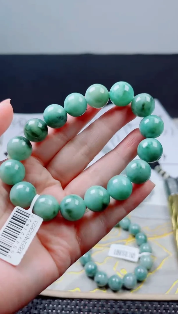 未镶嵌定制翡翠翡翠